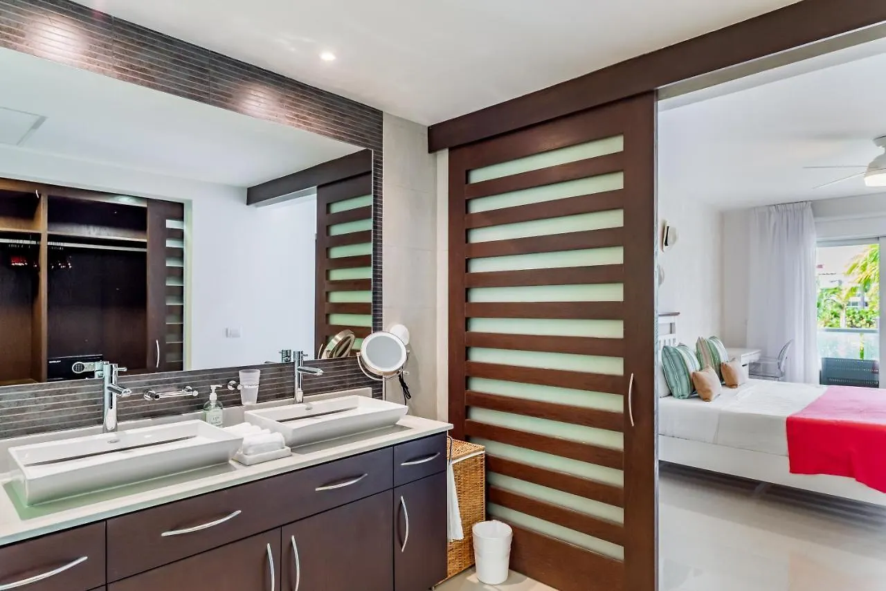 Casa Almajuma 415 S Condo Playa del Carmen Mexico