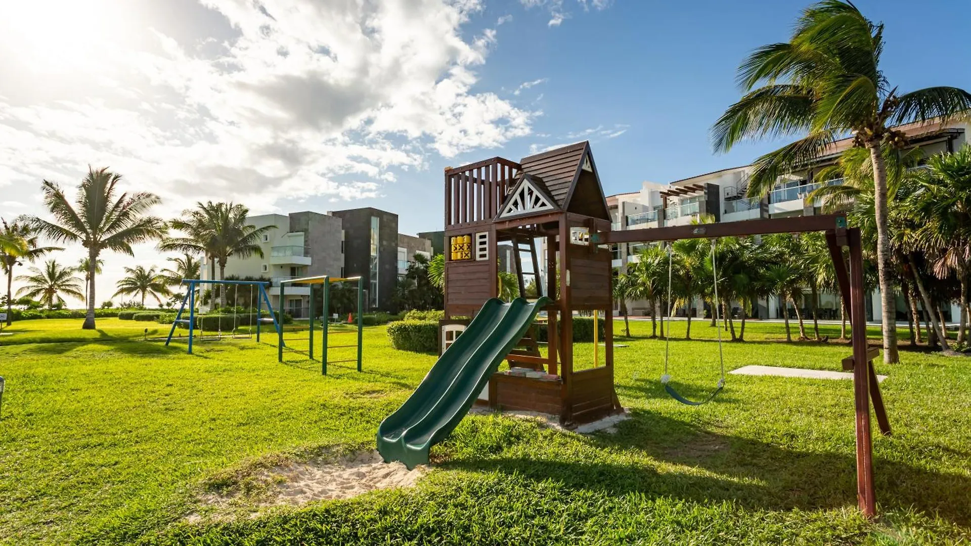 Casa Almajuma 415 S Condo Playa del Carmen Apartment